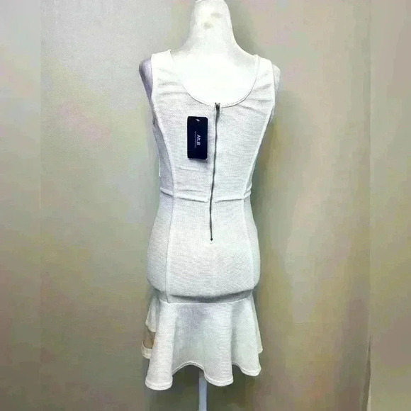 NWT White and sheer tan stretch dress - Picture 2 of 2